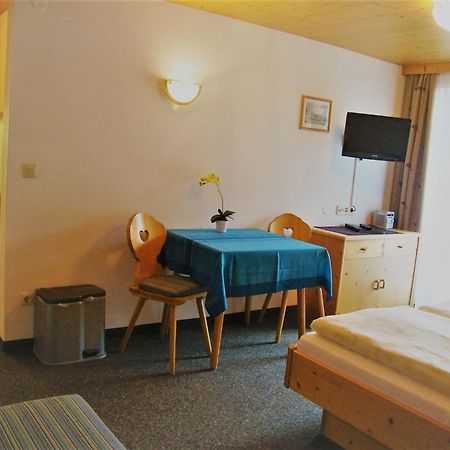 Gaestehaus Roland Kirchberg in Tirol Eksteriør bilde