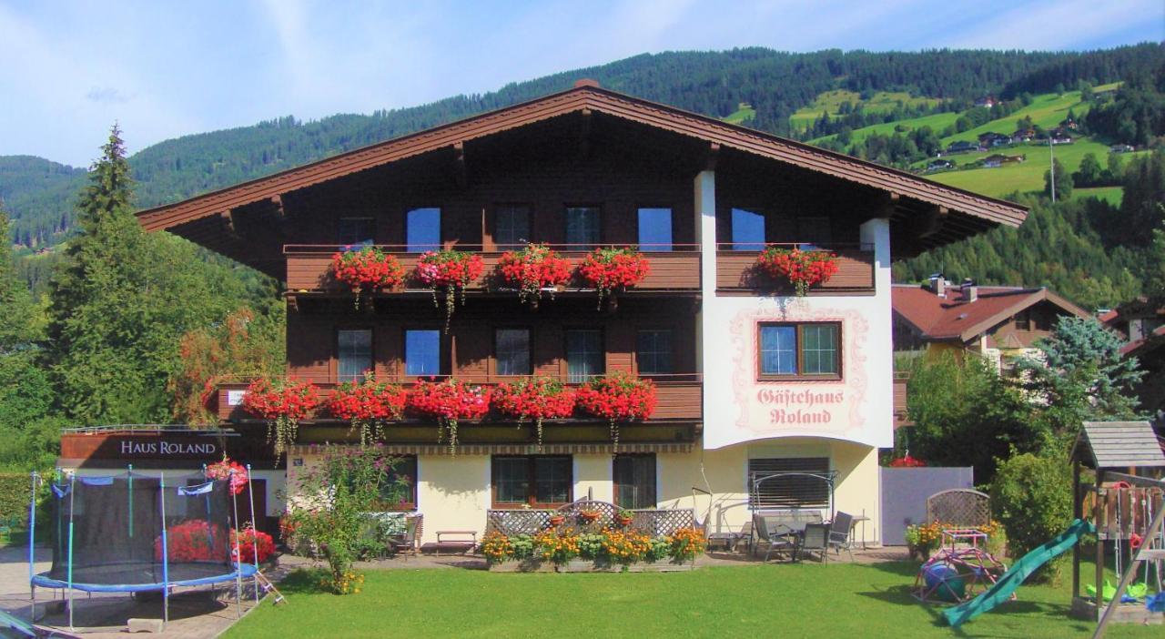 Gaestehaus Roland Kirchberg in Tirol Eksteriør bilde