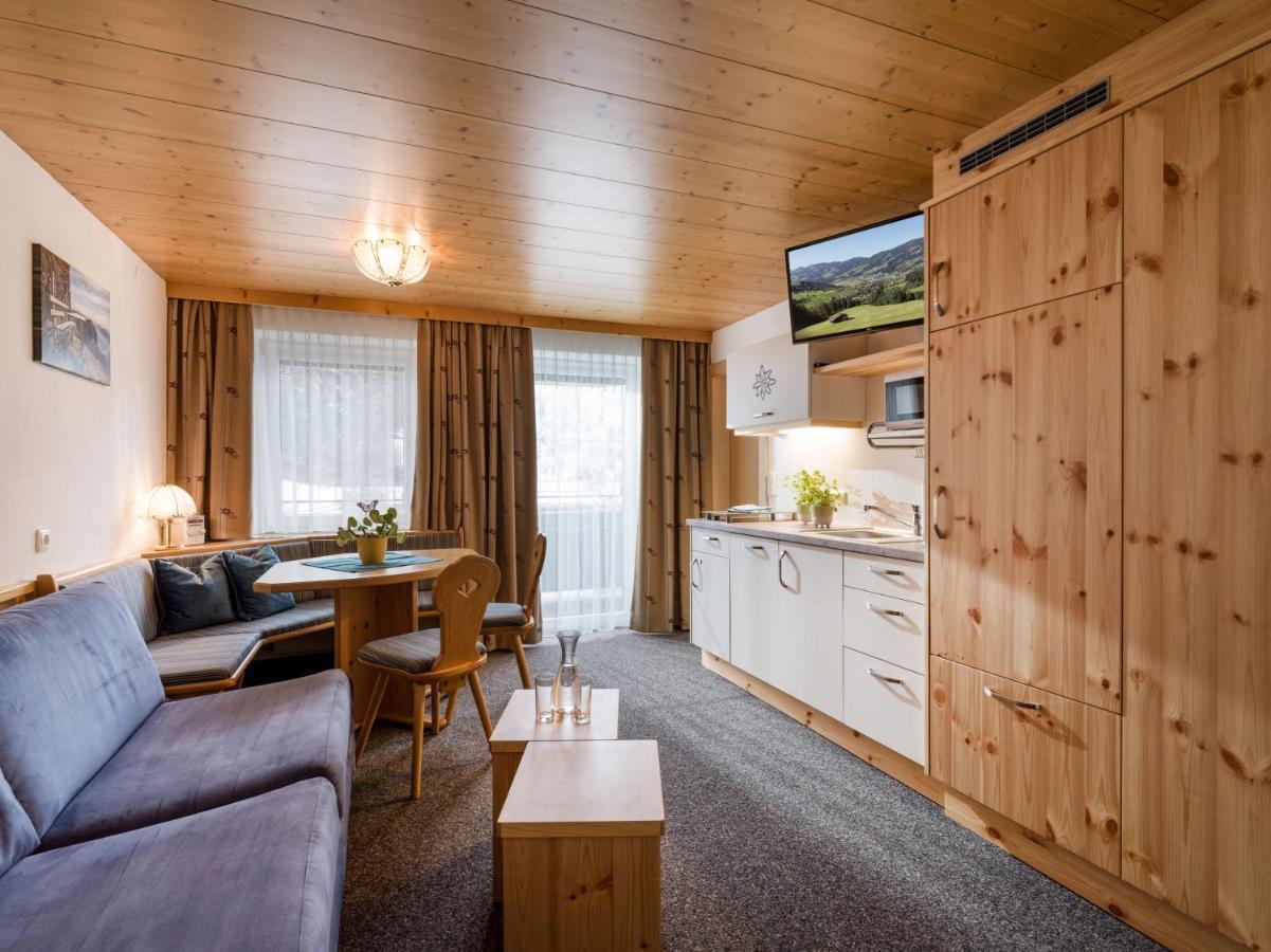 Gaestehaus Roland Kirchberg in Tirol Eksteriør bilde