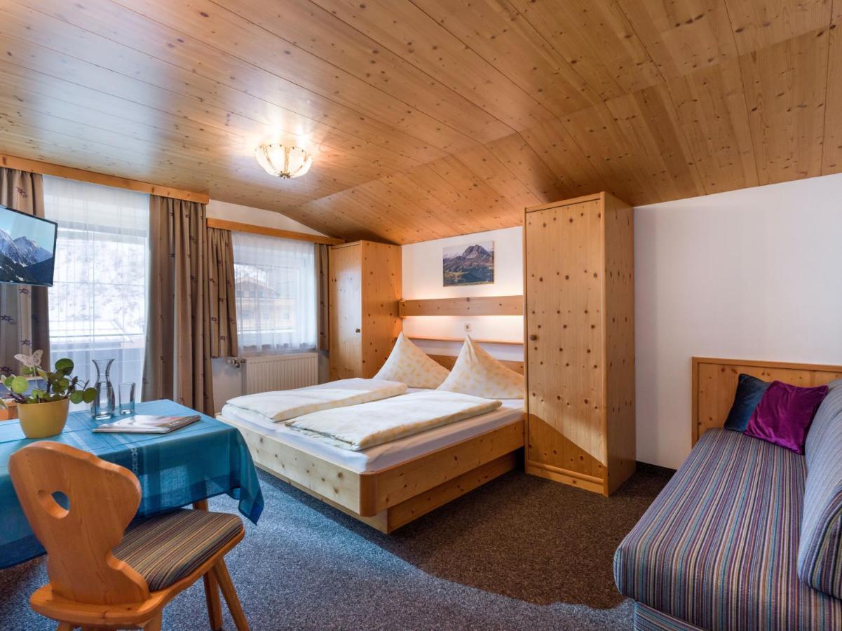 Gaestehaus Roland Kirchberg in Tirol Eksteriør bilde