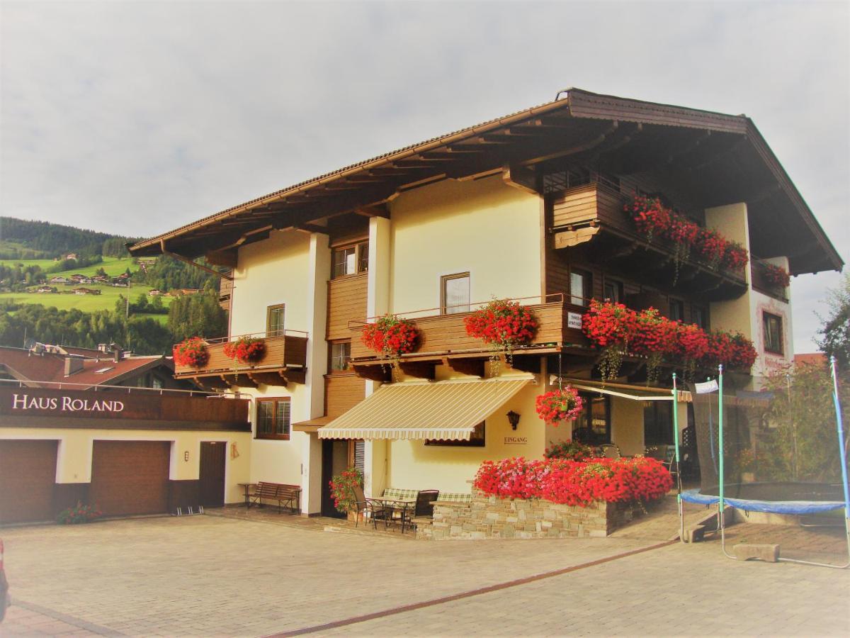 Gaestehaus Roland Kirchberg in Tirol Eksteriør bilde